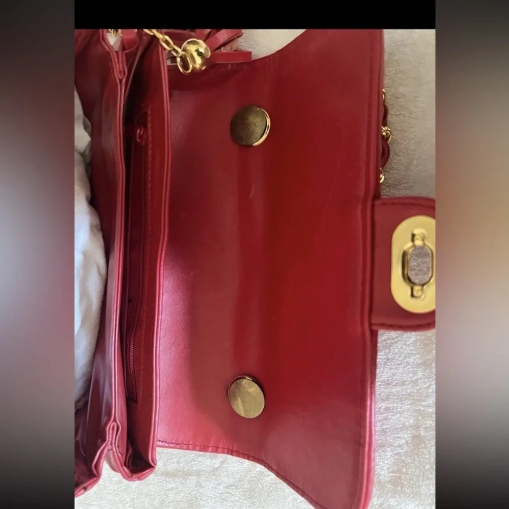 🩷 Laura Scott Chain Crossbody Purse Red🩷